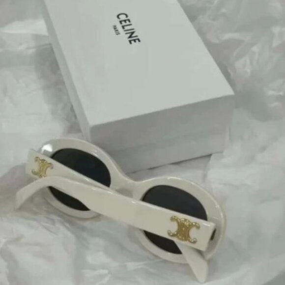 Celine Triomphe CL40194U Sunglasses - Like New with Original Box & Dust Bag - Picture 8 of 9